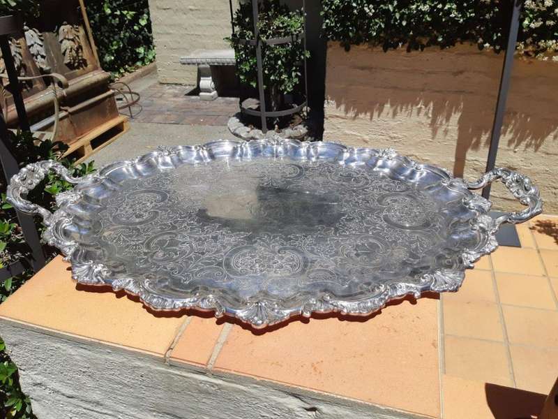 Reed & Barton Shell Design Silver-Plate Tray