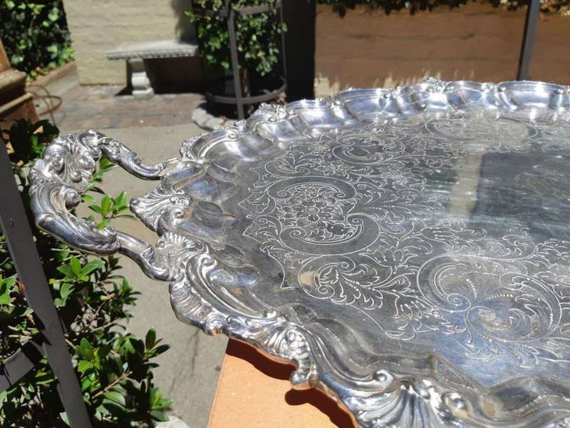 Reed & Barton Shell Design Silver-Plate Tray
