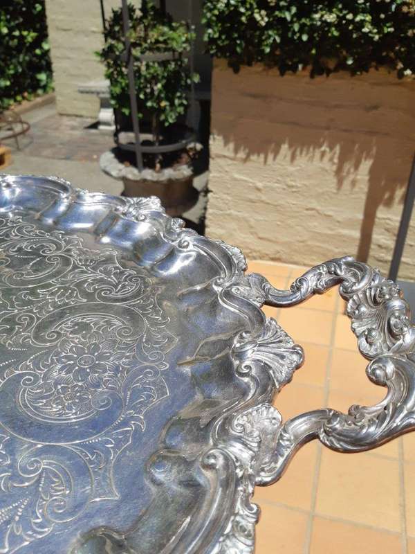 Reed & Barton Shell Design Silver-Plate Tray