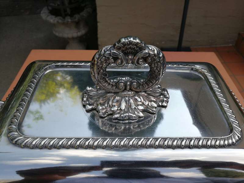 A Late 18th Century Set of 4 Old Sheffield Plate Entree Dishes and Warming Dishes
