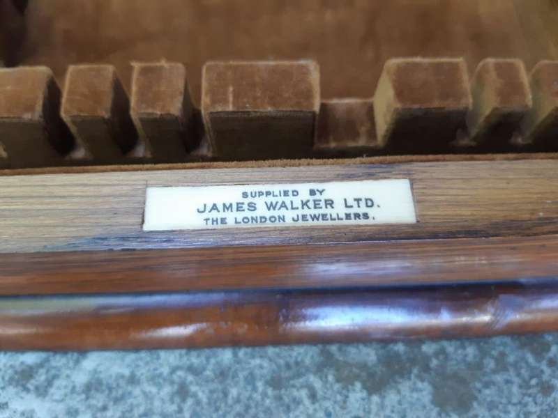 Oak Lockable (With Key) Cutlery Canteen (With Settings For 6 Places - ND