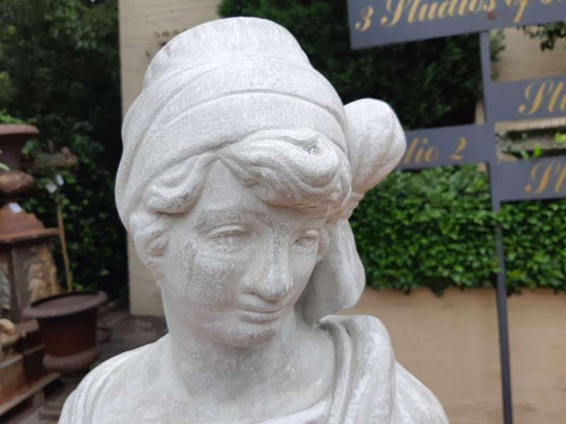 Concrete Female Bust - 20kg