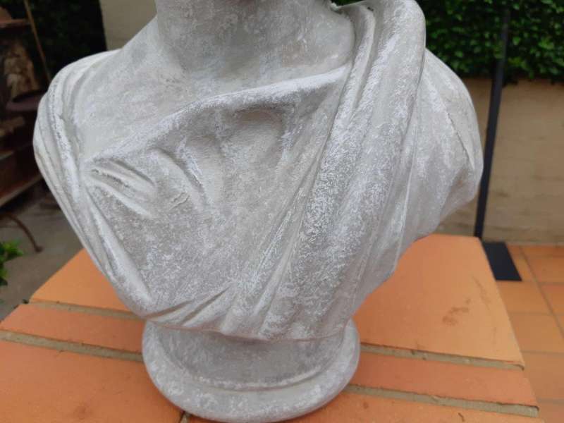 Concrete Female Bust - 20kg