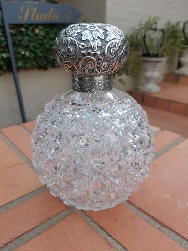A Pair of Large Late Victorian Silver Mount Ladies Dressing Table Scent Bottles  Maker: Horton ...