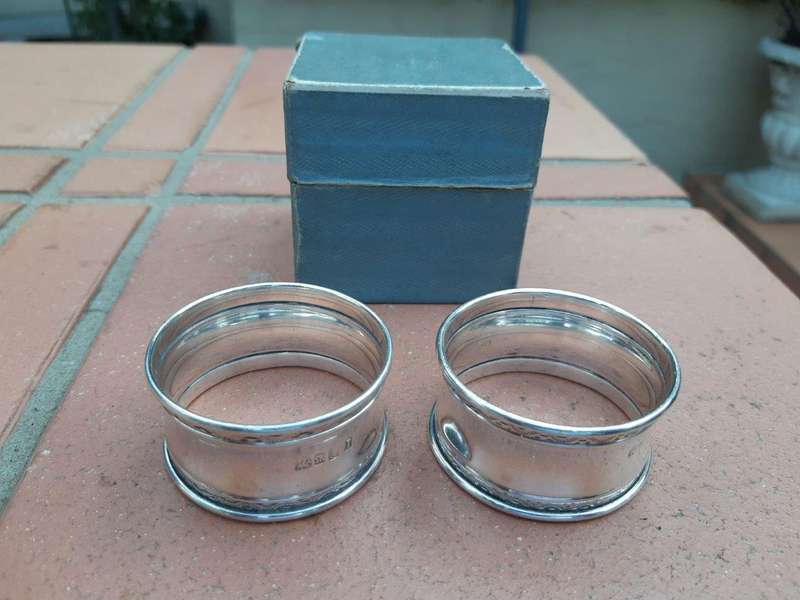 Pair of sterling silver napkin/Serviette rings in box 41grams
