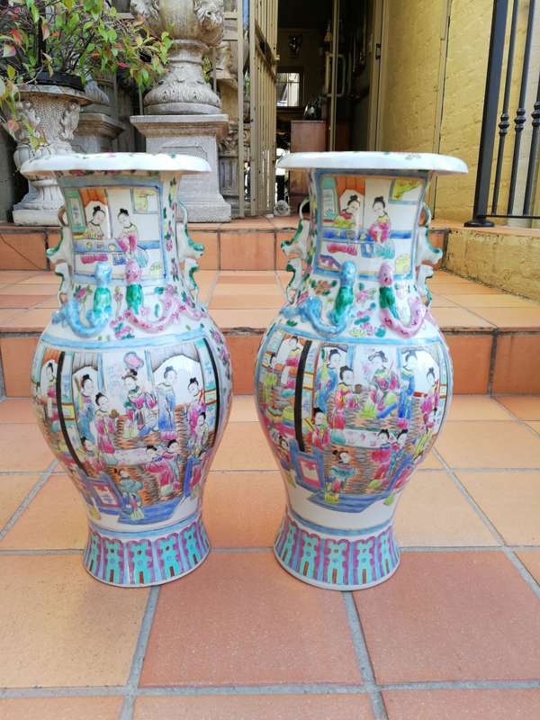 A pair of 20th century Chinese famille rose vases