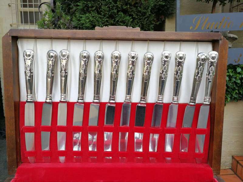 A canteen of Victorian 12 place silver plated Queens pattern cutlery