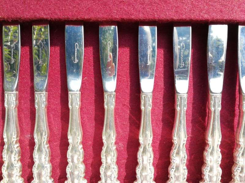 Community Plate Twelve (12) Place Cutlery Set In Original Wooden Canteen