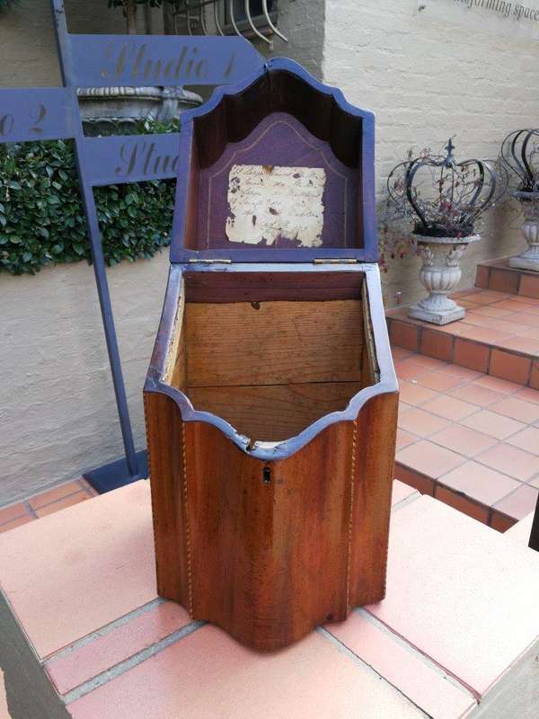 An 18th Century Walnut and Inlaid Knife Box. Interior missing