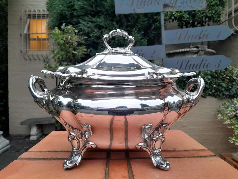 An Electroplate Tureen On Feet