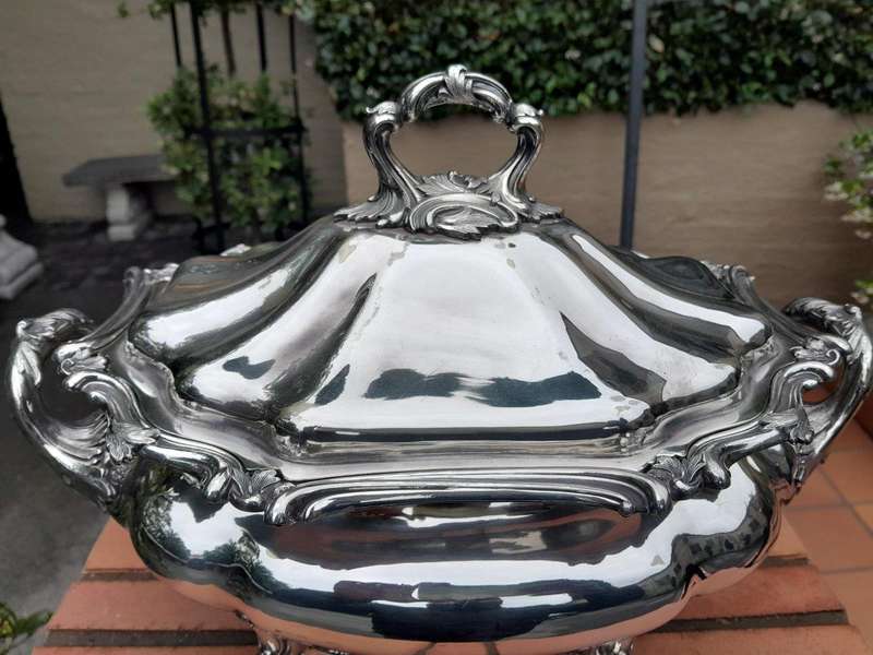 An Electroplate Tureen On Feet