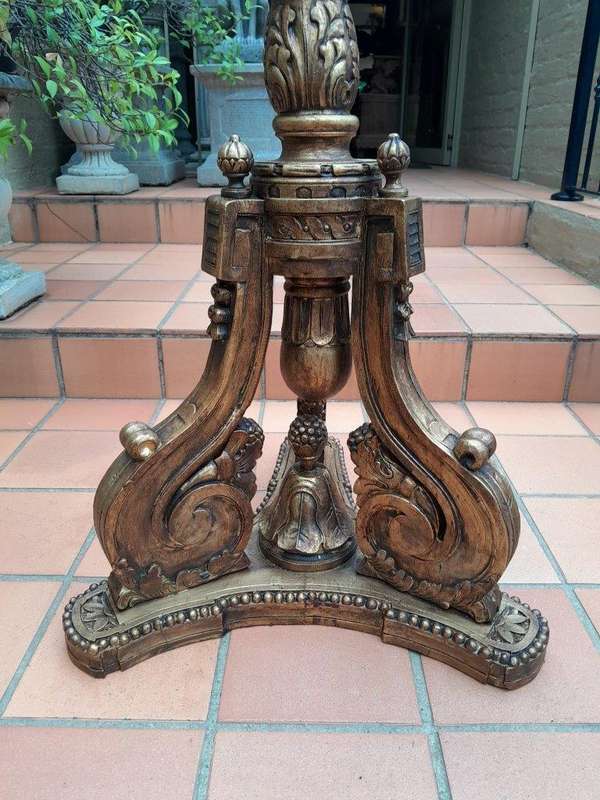 A 20th Century Pair Of French Style Giltwood Floor Or Table Candle Holders / Sticks / Plinths