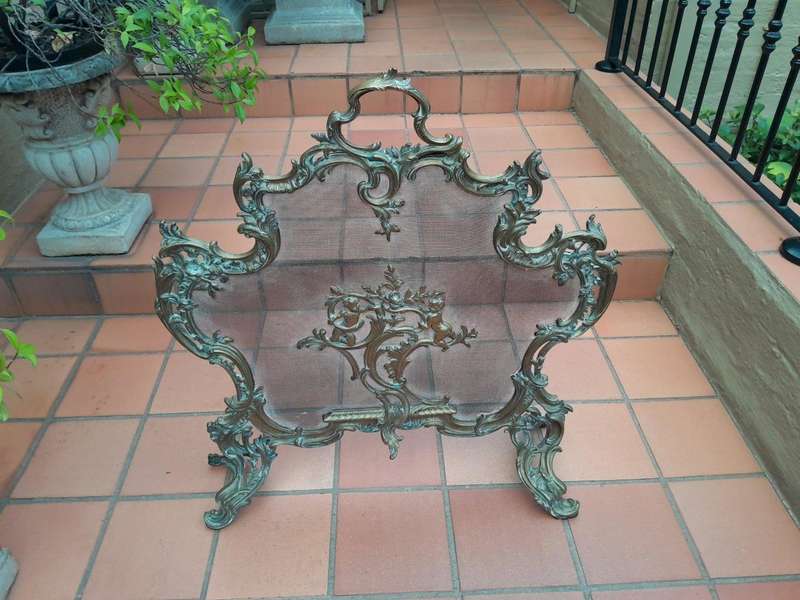 A First Quarter 20th Century French Brass And Mesh Fire Screen