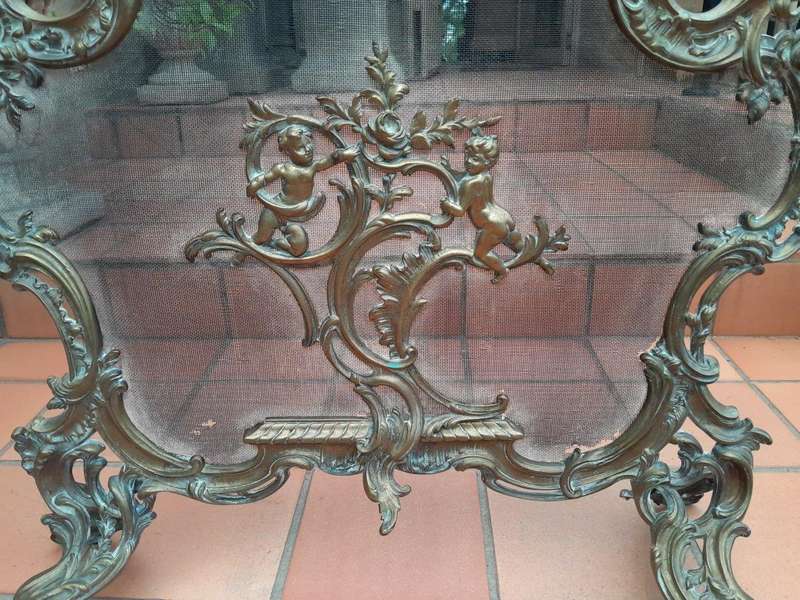 A First Quarter 20th Century French Brass And Mesh Fire Screen