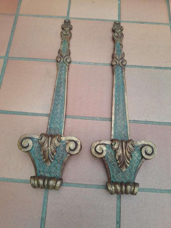 A 20th Century Pair Of Gilt Painted Wooden Wall Sconces To Display A Pair Of Small Size Mirrors O...