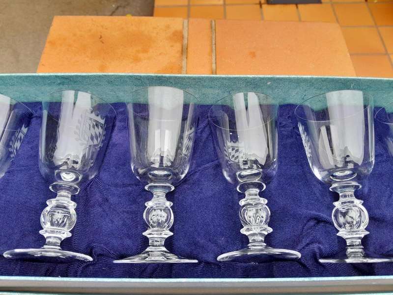 A Boxed Set Of Six Gutezeichen Engraved Crystal Glasses