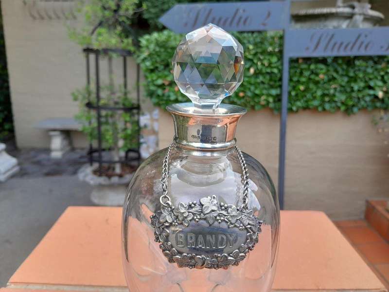 A 20th Century Elkington & Co Ltd, Birmingham, Circa 1906 Silver-Mounted glug-glug Decanter w...