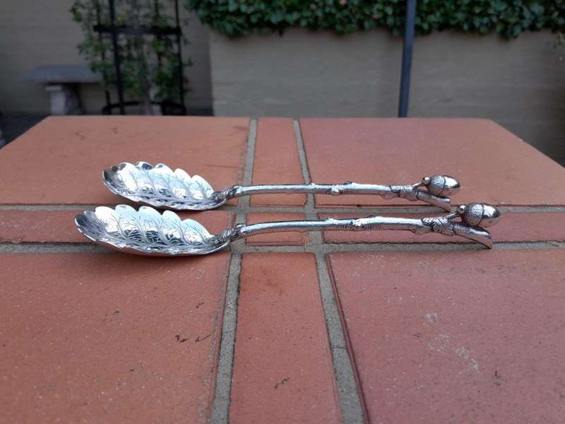 A 20th Century Pair of Electroplate Salad Servers/Spoons Dimensions: 20cm long R2500