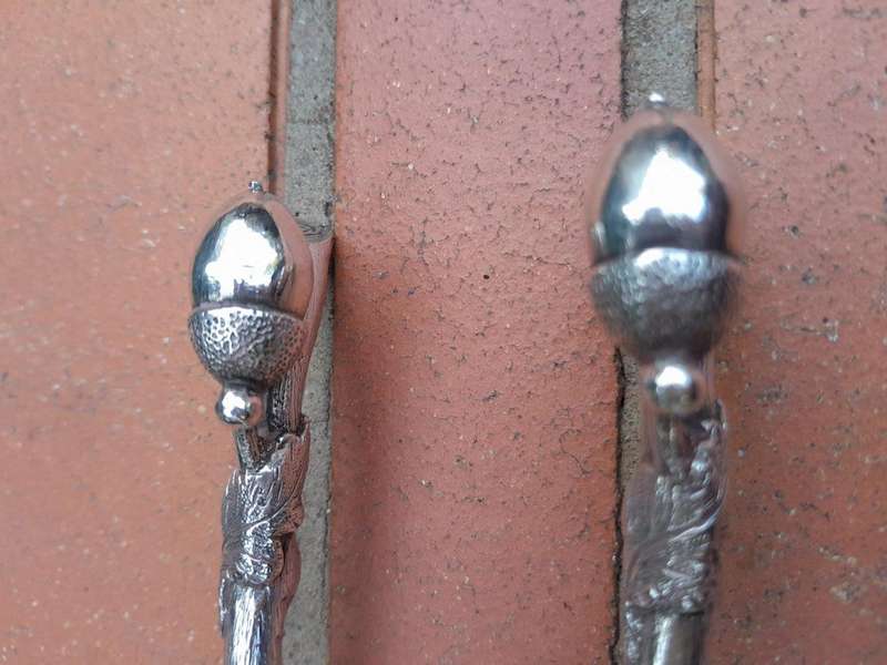 A 20th Century Pair of Electroplate Salad Servers/Spoons Dimensions: 20cm long R2500