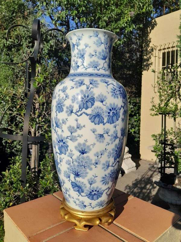 A 20th Century Large Vase On Hand Gilded Wooden Stand