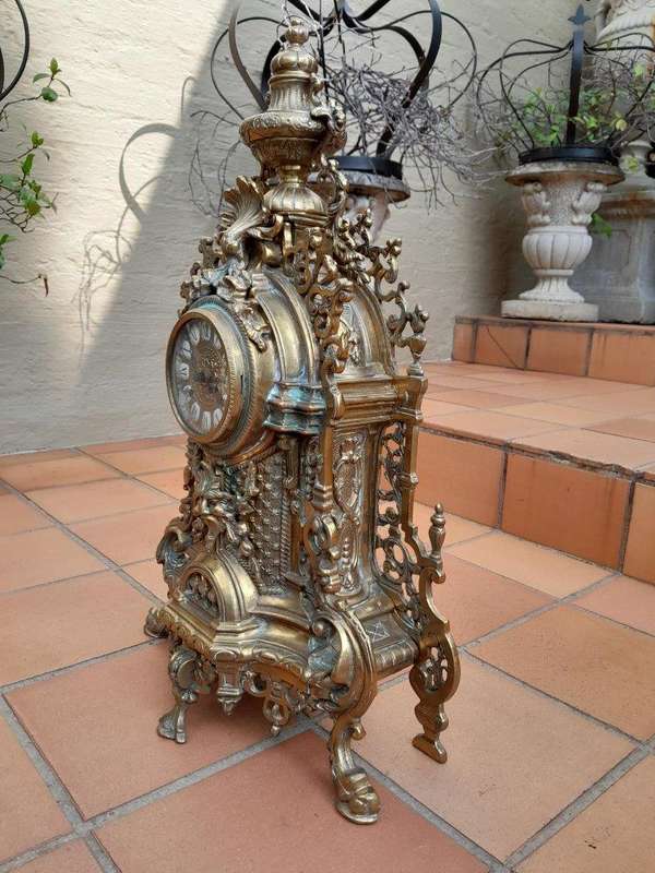 A 20th Century Garniture Set with Clock and Pair of Candelabras With Key