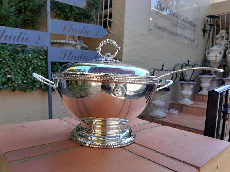 A 20th Century Georgian Style Silver Plated Tureen With Handles And Ladle