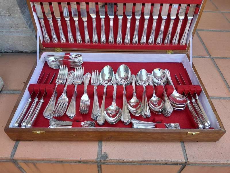 A 12 Place Cutlery Set By Spear & Jackson EPNS Silver-Plate In A Canteen Comprising
