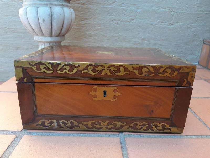 Early 19th Century Regency Mahogany And Rosewood And Brass Writing Slope With Gilt Leather Tooled...