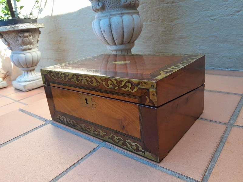 Early 19th Century Regency Mahogany And Rosewood And Brass Writing Slope With Gilt Leather Tooled...
