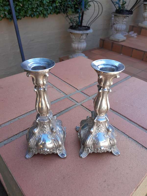 A Pair Of Sterling Silver Rococo Style Candlesticks In The Rococo Style Dimensions 16cm ( 187 Gra...