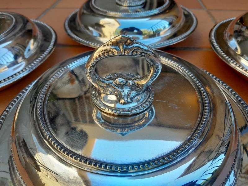 A 19th Century Set Of Four Early Victorian Sheffield Entrée Dishes With Covers