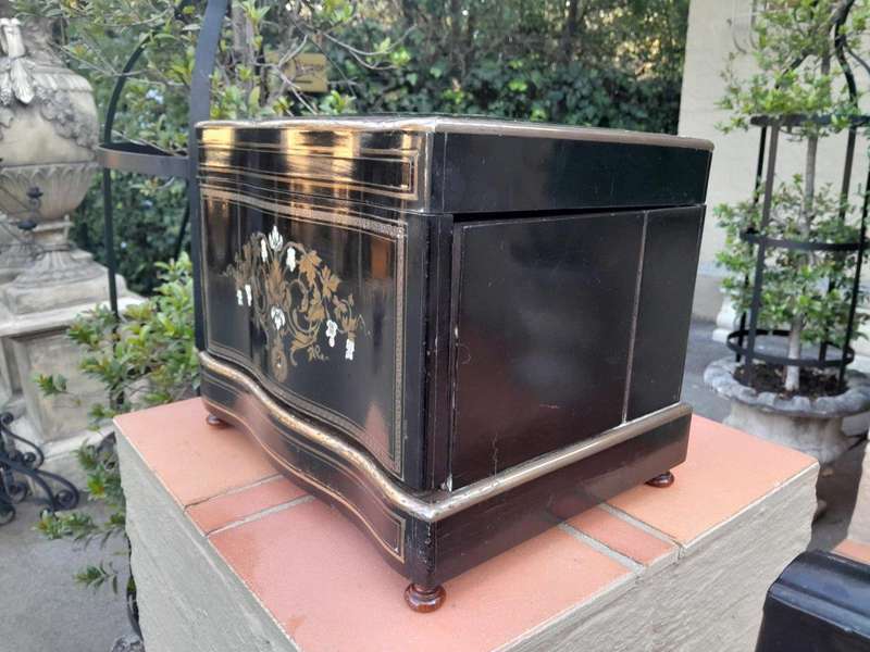 A 19th Century  French Ebonised Rosewood In An Inlaid Mother Of Pearl Case