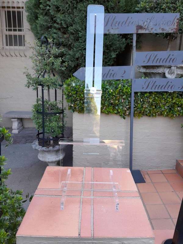 A Perspex Table Easels ND