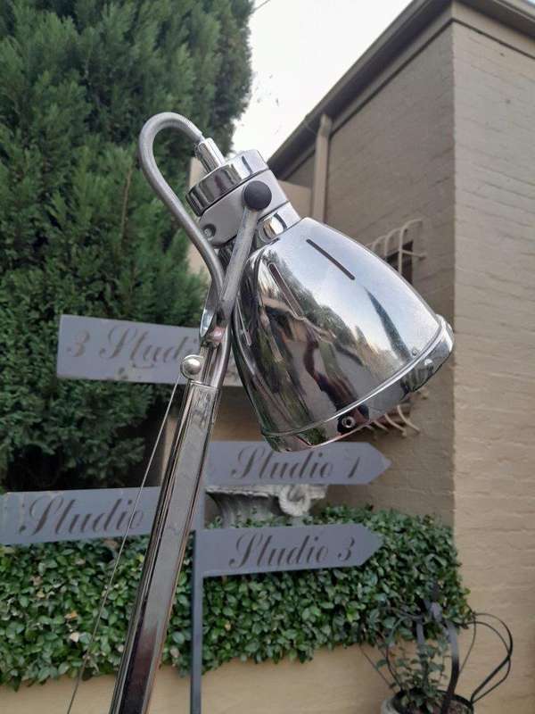 A 20th Century Chrome Adjustable Desk / Table Lamp