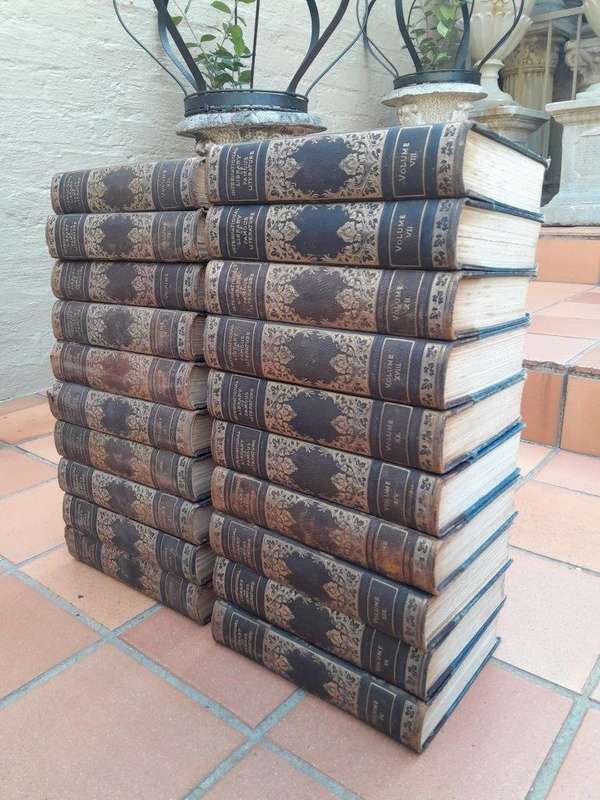 An Antique Collection of Twenty Books The International Library of Famous Literature