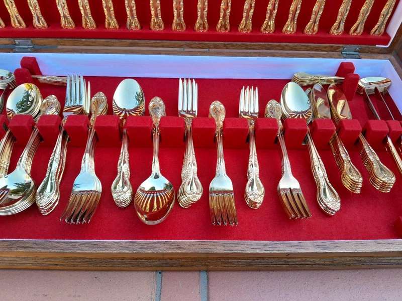 A 20th Century Gold Plated Cutlery Set In Canteen (112 Pieces)