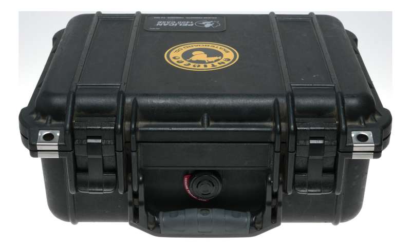 Pelican 1400 case fits valuable cameras used