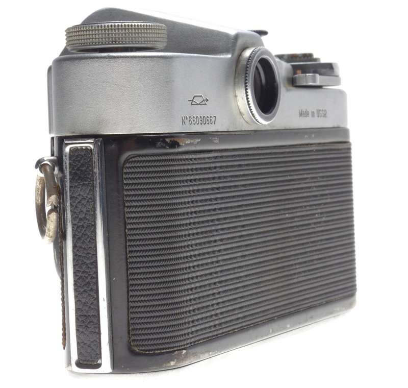 Zenit 35mm SLR Film Camera, Needs Service Sold As Is