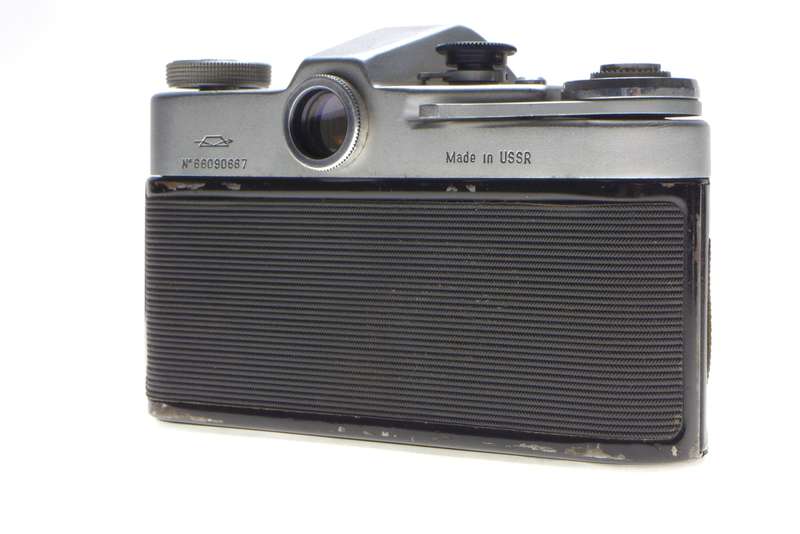 Zenit 35mm SLR Film Camera, Needs Service Sold As Is