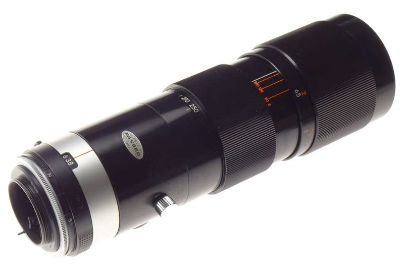 Auto Tamron Zoom 1:3.8 f=250mm P-CS Vintage SLR lens