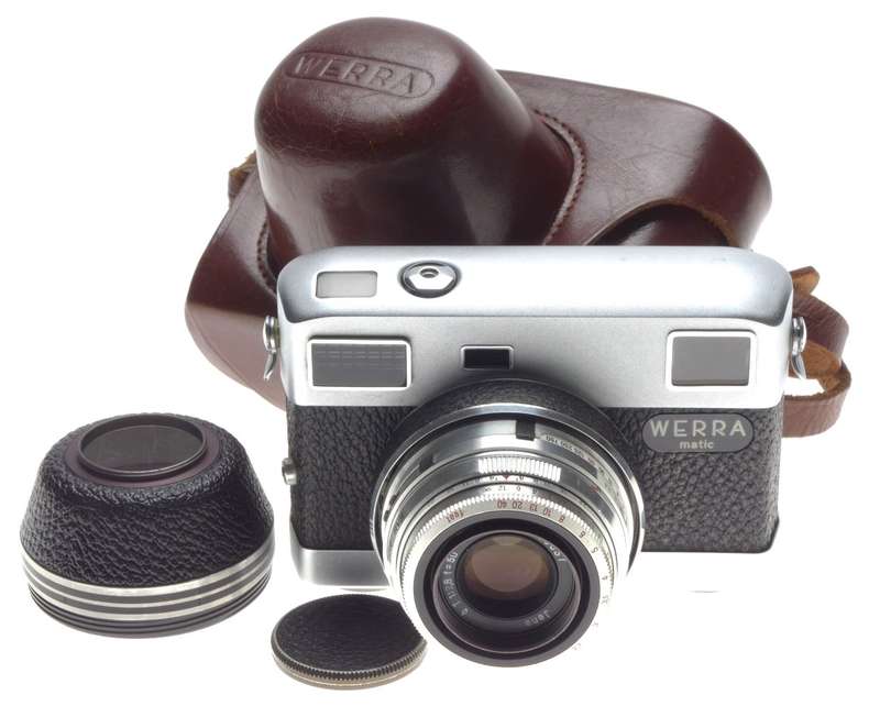 WERRA Matic Jena T 1:2.8 f=50mm Unusual point and shoot camera kit hood cap case clean condition