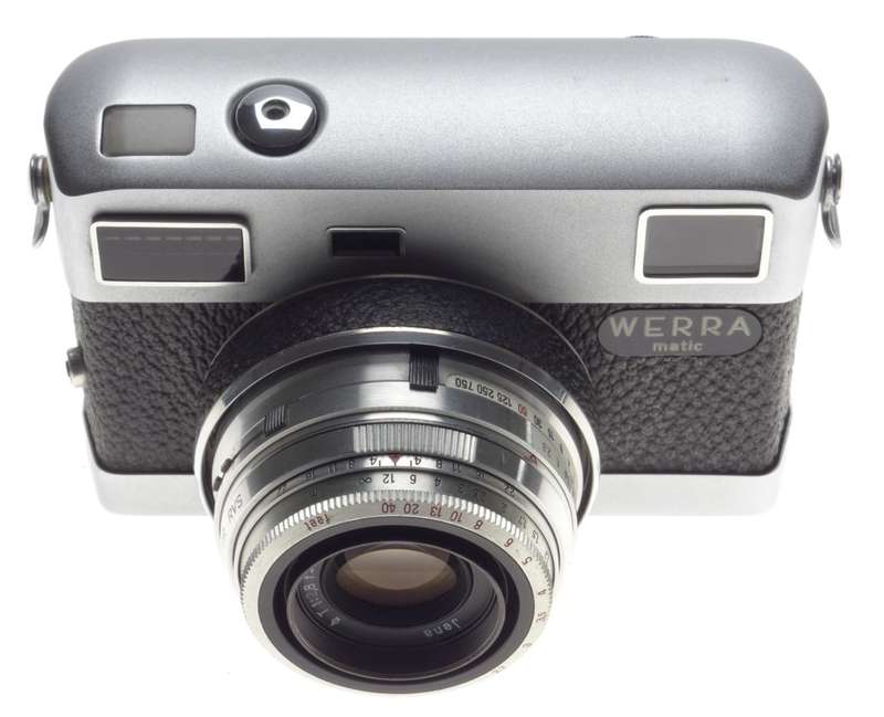 WERRA Matic Jena T 1:2.8 f=50mm Unusual point and shoot camera kit hood cap case clean condition