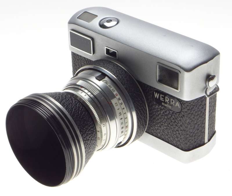 WERRA Matic Jena T 1:2.8 f=50mm Unusual point and shoot camera kit hood cap case clean condition