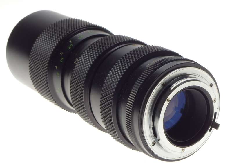 Soligor Macro-Zoom 85-205mm 1:3.8 vintage SLR camera lens