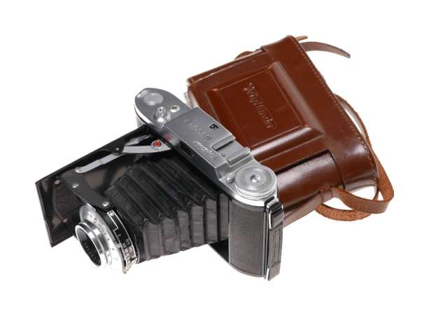 Voigtlander Bessa I classic folding camera medium format