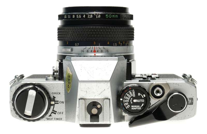 Olympus OM-10 SLR chrome film camera Zuiko 1.8/50mm lens