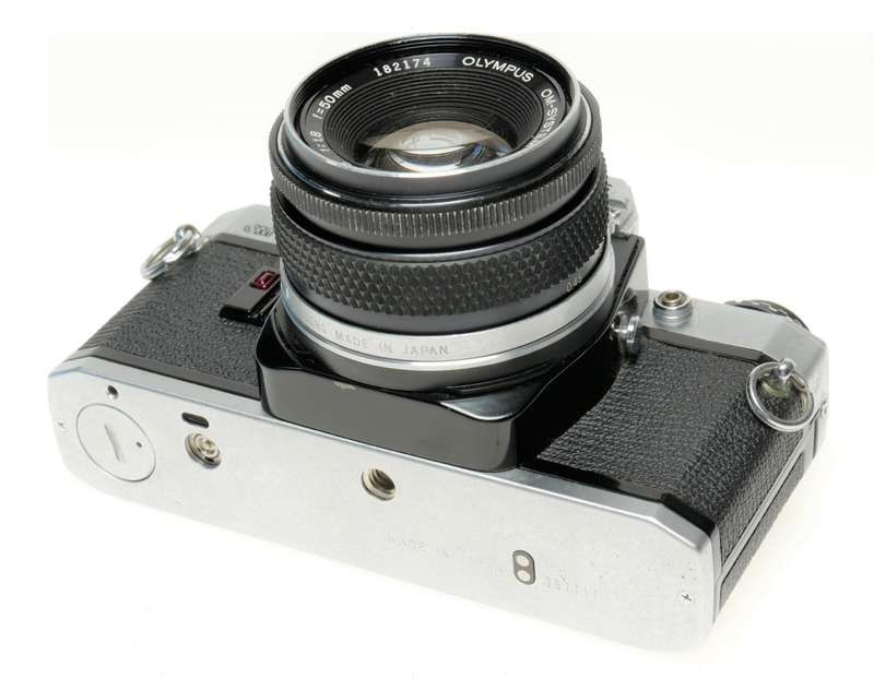 Olympus OM-10 SLR chrome film camera Zuiko 1.8/50mm lens