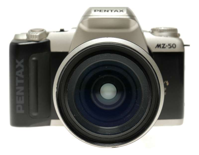 PENTAX MZ-50 vintage SLR 35mm film camera with zoom lens 28-80mm