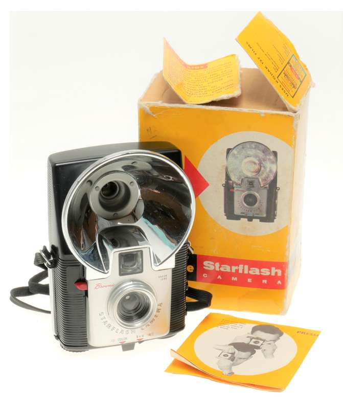 Starflash Camera Brownie Antique film camera boxed