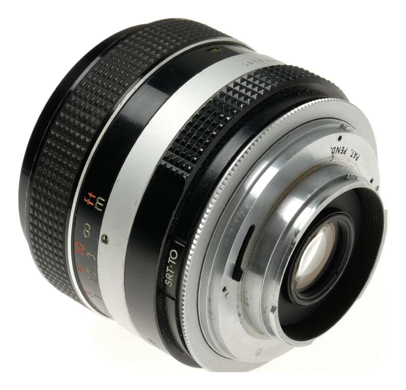 Auto Tamron 1:2.8 f=28mm SRT.TO Vintage film camera lens